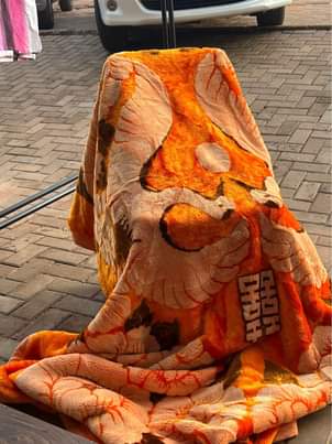 A picture of Soft or clothe throw on