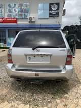 A picture of Brand Acura Model MDX Year 2005 Pure 1st body 3rows