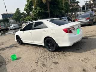 A picture of Toyota Camry 2013