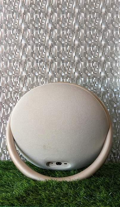 A picture of HK Onyx Studio 8