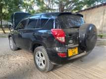 A picture of 2006 TOYOTA RAV 4
