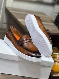 A picture of Shoes for men