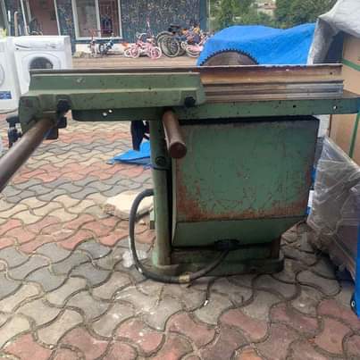 A picture of Call What sApp 0768054242