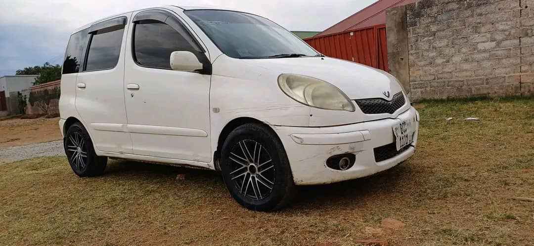 used toyota funcargo