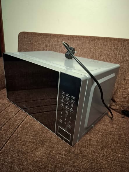 A picture of Hisense microwave
