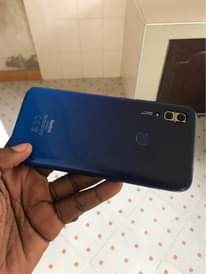 A picture of REDMI NOTE 7 PRO