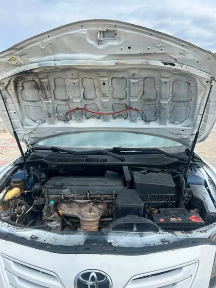 A picture of Toyota Camry le 2008 Registered