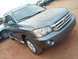 A picture of Toyota Highlander 2003 Engine shortage of oil 1 550k 09067100690
