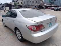 A picture of Sharp Lexus es300 Engine and Gear sound Ac chilling Interior