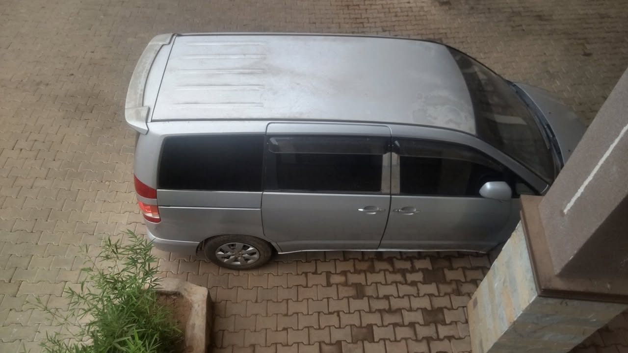 A picture of Toyota Noah