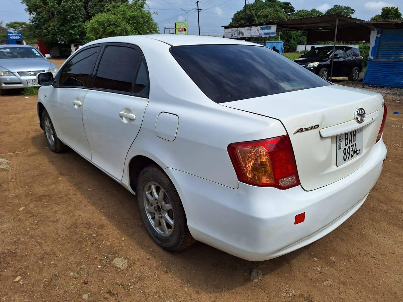 used toyota axio