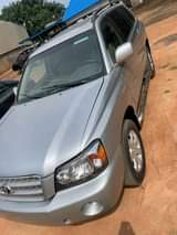 A picture of Highest grade Toyota Highlander Buy and rejoice