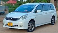 A picture of Toyota Isis