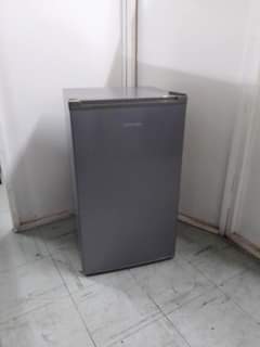classifieds/fridges