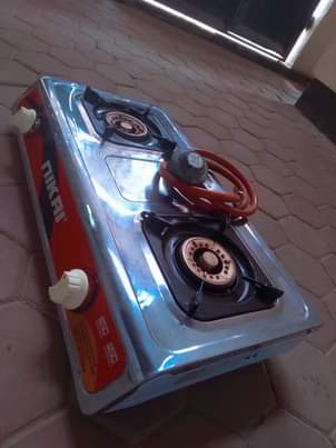 A picture of Jiko la bati nikai full lina pipe na regulator Bei