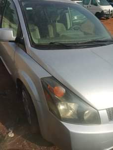 A picture of 2004 Nissan Quest