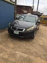 A picture of Honda Accord v6