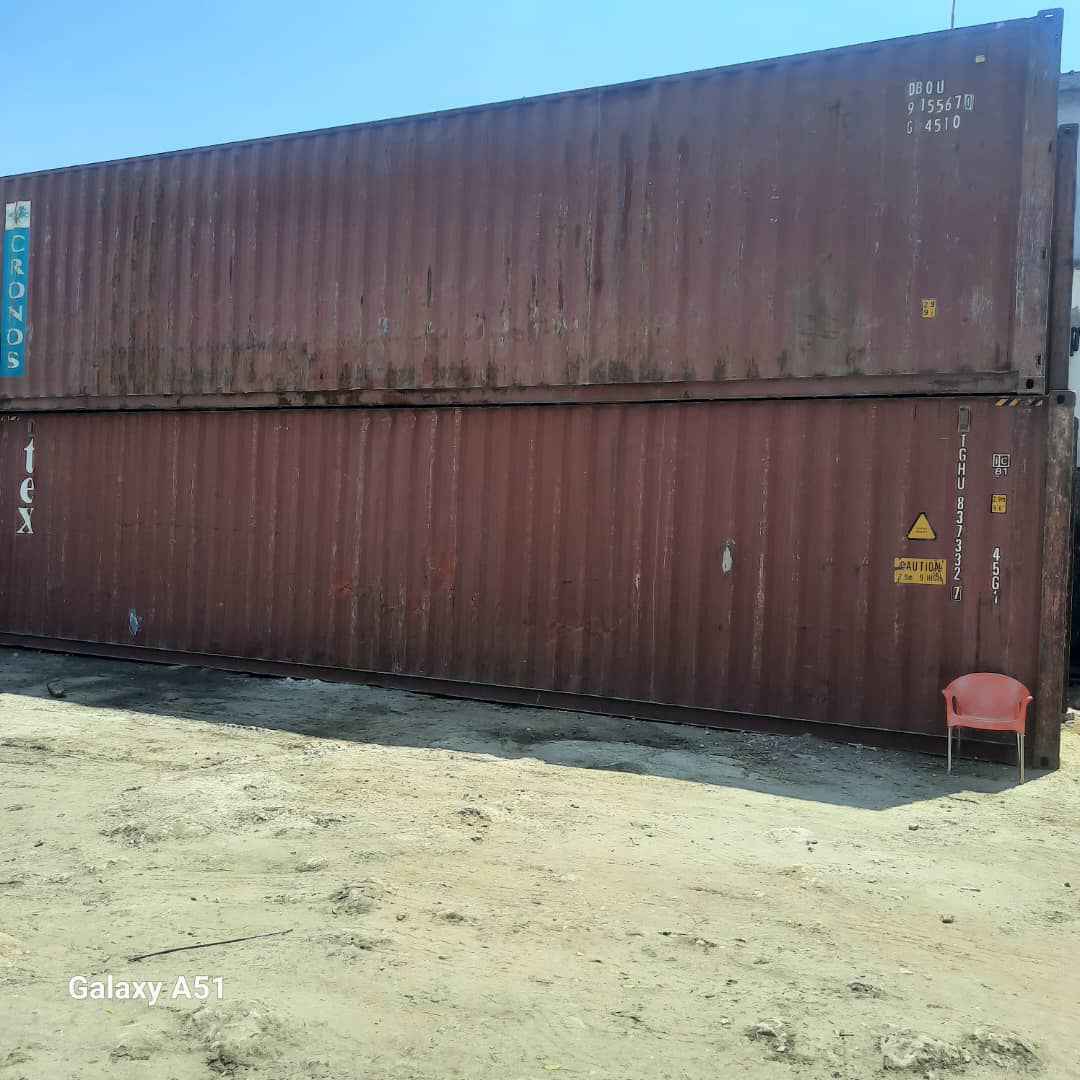 A picture of Used Containers 40ft and 4l20ft.