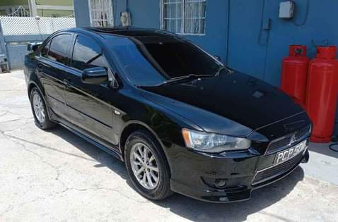 mitsubishi lancer