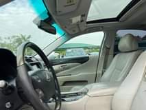 A picture of QUICK SALE LEXUS LS460 Year 2009 Highly Executive Sound Engine