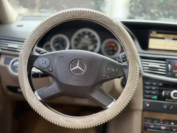 A picture of Clean Registered Benz E350 2010 model 9 3m net price