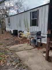 A picture of 3 beds 2 bath Apartment