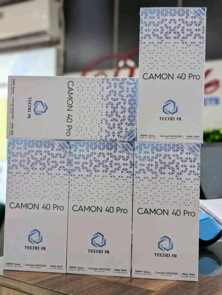 A picture of TECNO CAMON 40 PRO ON SALE