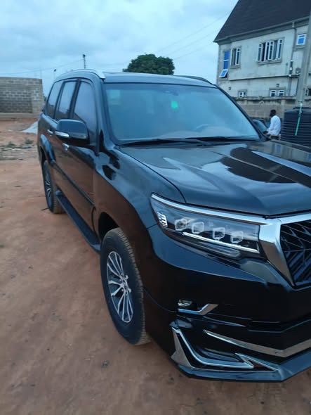 A picture of Toyota Land Cruiser Prado Price 22M