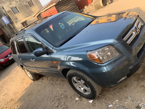 A picture of Honda Pilot 2007 Tokunbo Standard