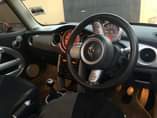 A picture of MINI COOPER