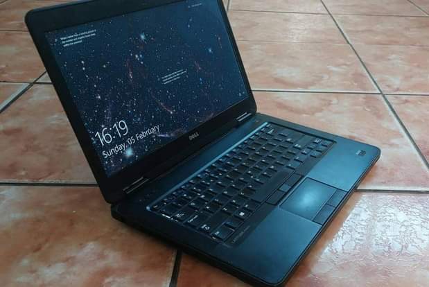 classifieds/laptops