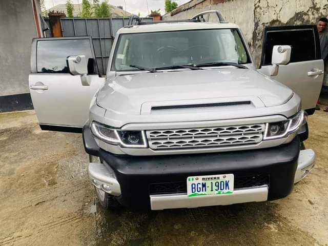 A picture of Fj cruiser upgraded to 2020 model