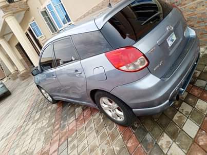 A picture of Toyota matrix 2004 Call 08036265552 osogbo