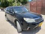 A picture of Subaru Forester xt