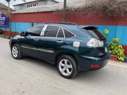 A picture of Super Sharp 2005 RX330 Selling for 6 2mill Belgium Grade