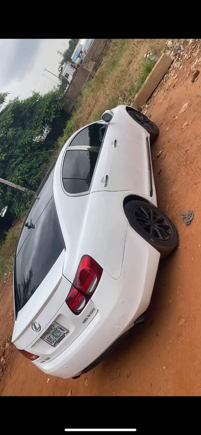 A picture of Lexus GS 350