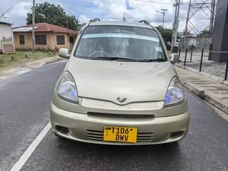 A picture of Toyota funcargo