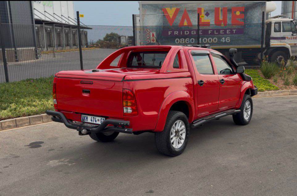 v8 cars
