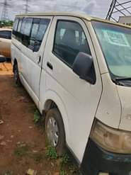 A picture of Hummer bus 1 for sale Everything working perfectly Condition Engine