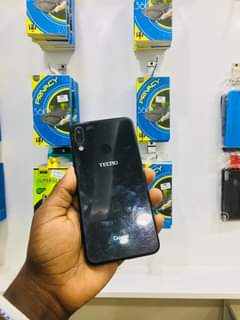 tecno camon