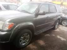 A picture of 2004 Toyota Sequoia Sequoia