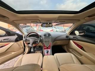 A picture of Es Lexus