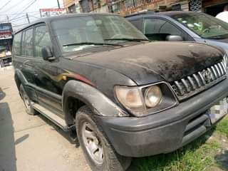 A picture of Toyota Land Cruiser Pardo 99