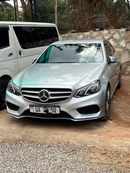 A picture of Benz e350 2013