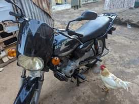 A picture of Pikipiki imetunzwa sana wahi chap njoo na fundi wako ukague