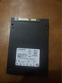 A picture of 2 tb kingstone ssd disk