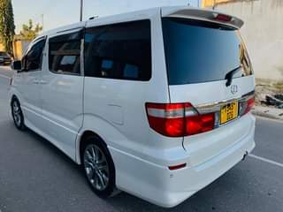 A picture of TOYOTA ALPHARD