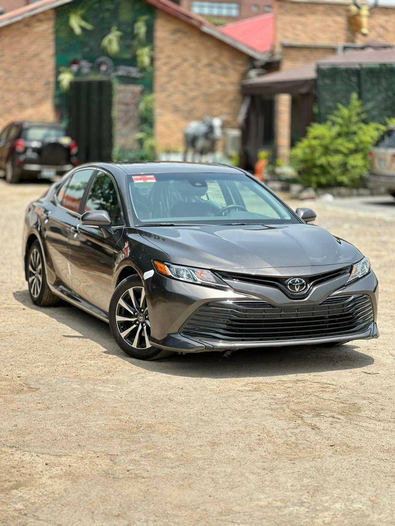 A picture of BREAKING NEWS PRICE SPLASHED TOP DISTRESS ALERT FOREIGN USE TOYOTA
