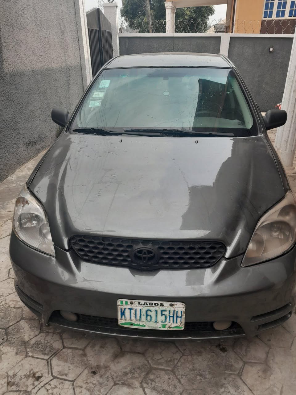 A picture of 2004 Toyota matrix toyota
