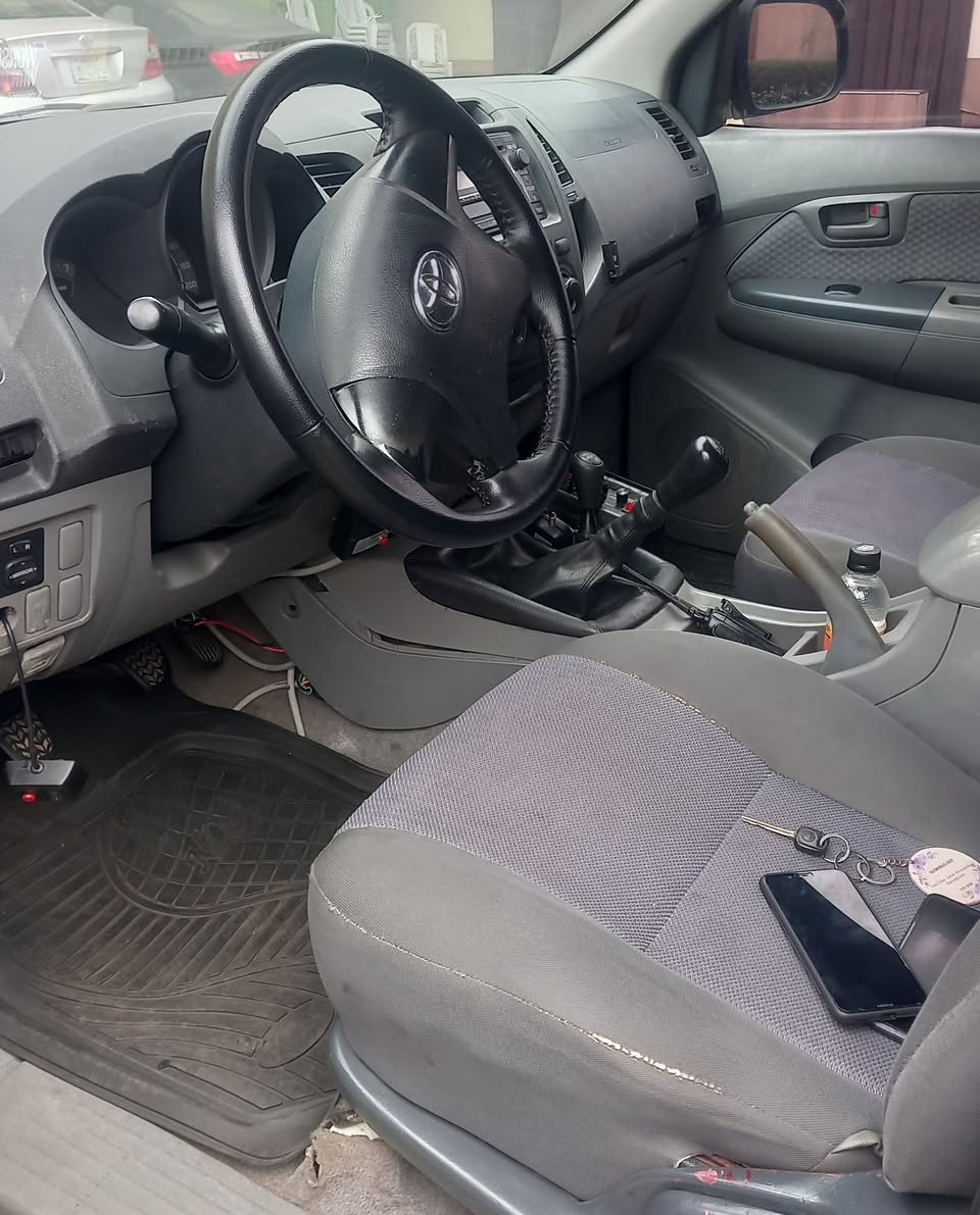 A picture of Clean Used 2012 Toyota Hilux With Auxiliary Drive 